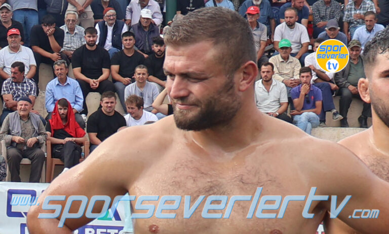 101. Terme Yağlı Pehlivan Güreşleri Başpehlivanı Serhat Elvan
