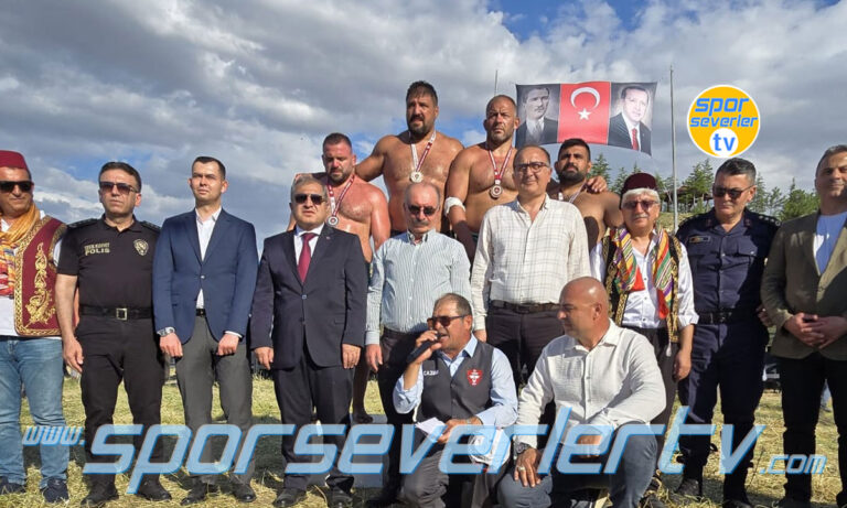 2. Bayat Karakucak Güreşleri Başpehlivanı Recep Kara