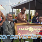 2. Sungurlu Yağlı Pehlivan Güreşleri Başpehlivanı Mehmet Yeşil Yeşil