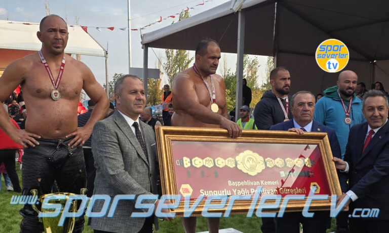 2. Sungurlu Yağlı Pehlivan Güreşleri Başpehlivanı Mehmet Yeşil Yeşil