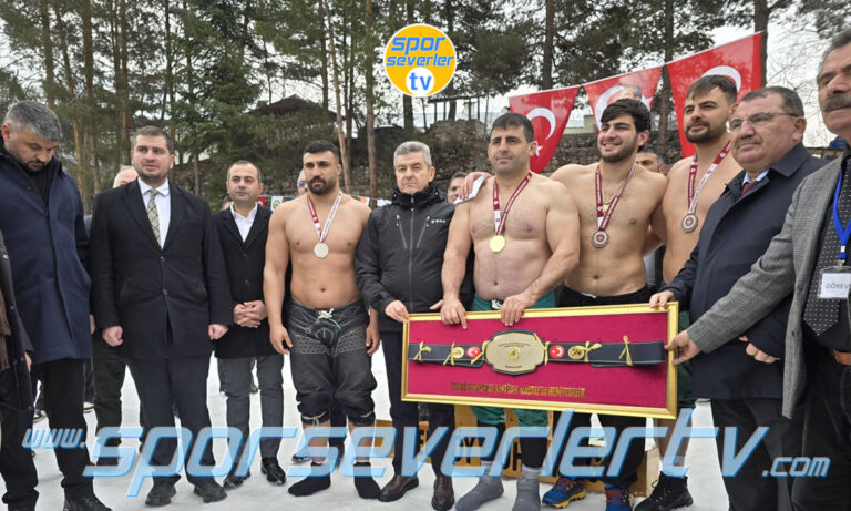 29. Ulusalararası Şavşat Veliköy Kar Üstü Karakucak Güreşleri Başpehlivanı Kenan Gör