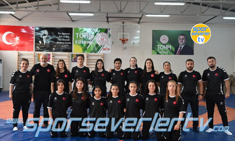 U15 Kadınlar Güreş Milli Takımı Avrupa Şampiyonası'nda