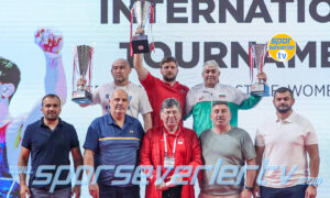 Uluslararası Yaşar Doğu, Vehbi Emre ve Hamit Kaplan Turnuvası Serbest Şampiyonu Türkiye