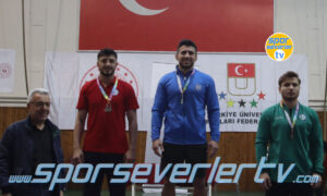 Üniversitelerarası A Klasmanı Grekoromen Türkiye Şampiyonu Siirt Üniversitesi